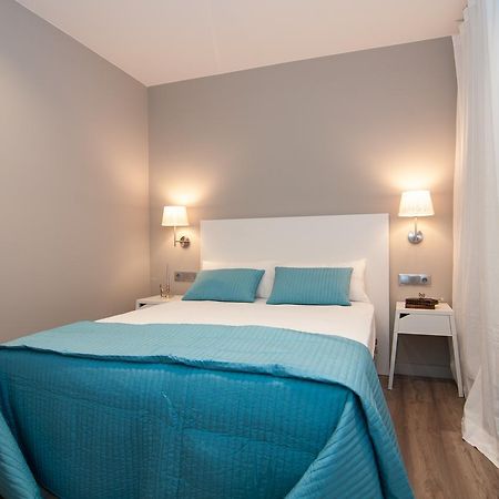 Montaber Apartments - Sagrada Familia บาร์เซโลนา ภายนอก รูปภาพ