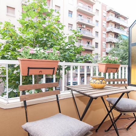 Montaber Apartments - Sagrada Familia บาร์เซโลนา ภายนอก รูปภาพ