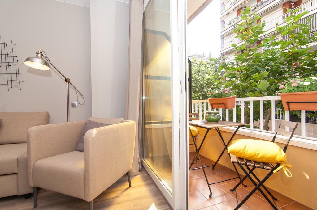 Montaber Apartments - Sagrada Familia บาร์เซโลนา ภายนอก รูปภาพ