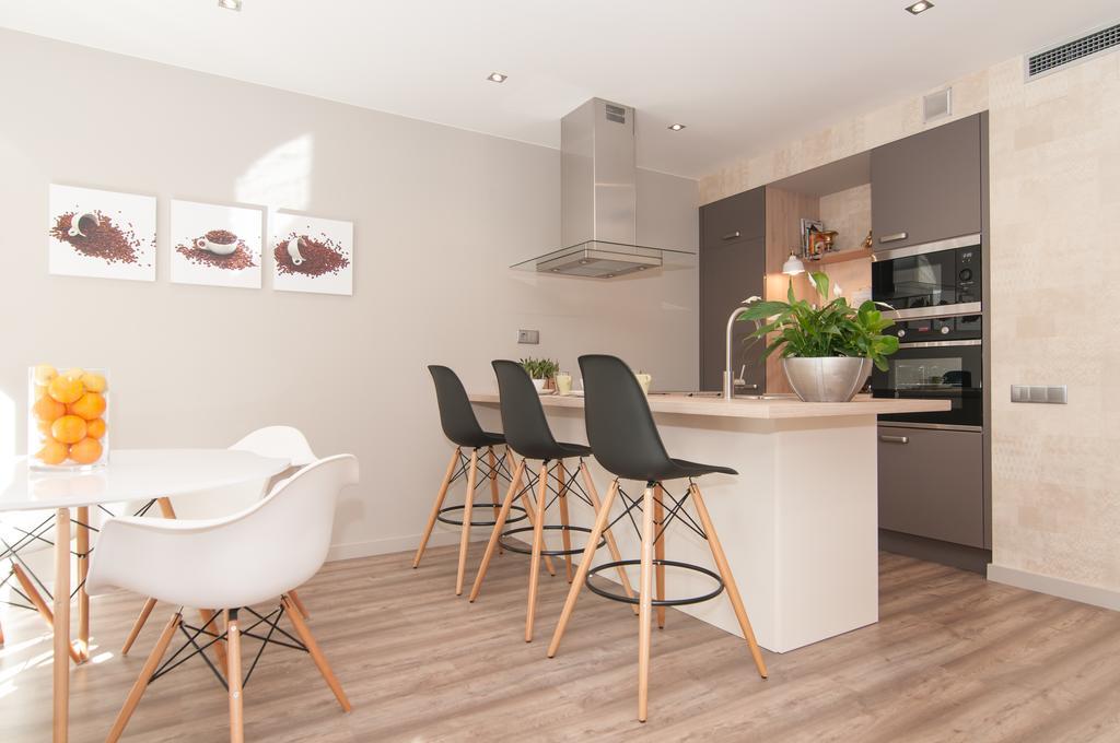 Montaber Apartments - Sagrada Familia บาร์เซโลนา ภายนอก รูปภาพ