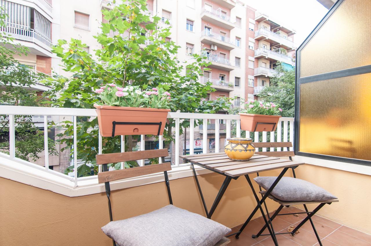 Montaber Apartments - Sagrada Familia บาร์เซโลนา ภายนอก รูปภาพ